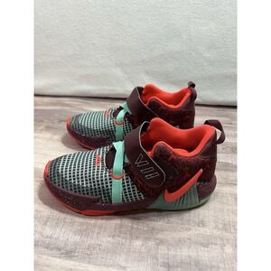 Nike LeBron Witness 7 SE FB8986-600 Youth Size 2.5 Y